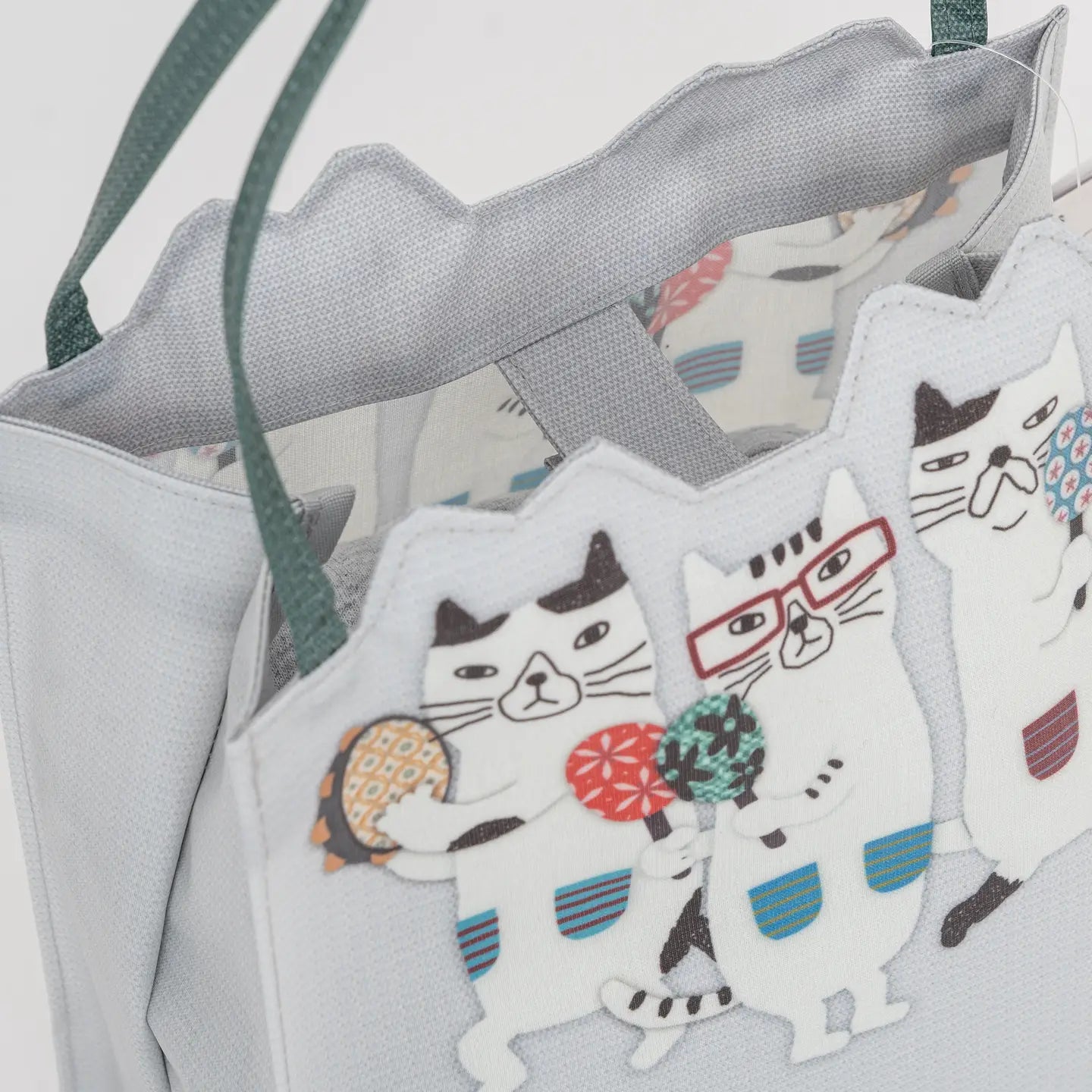 Whimsical "Nekomaruke Brother" Waterproof Mini Tote - Kusugu