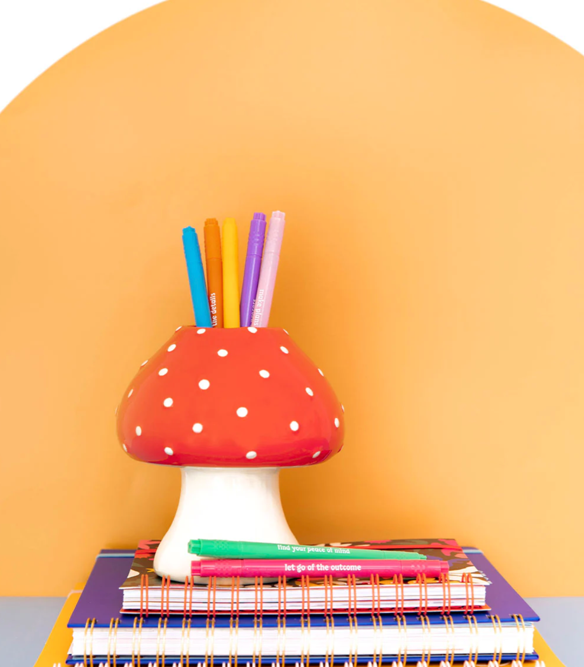 MUSHROOM VASE