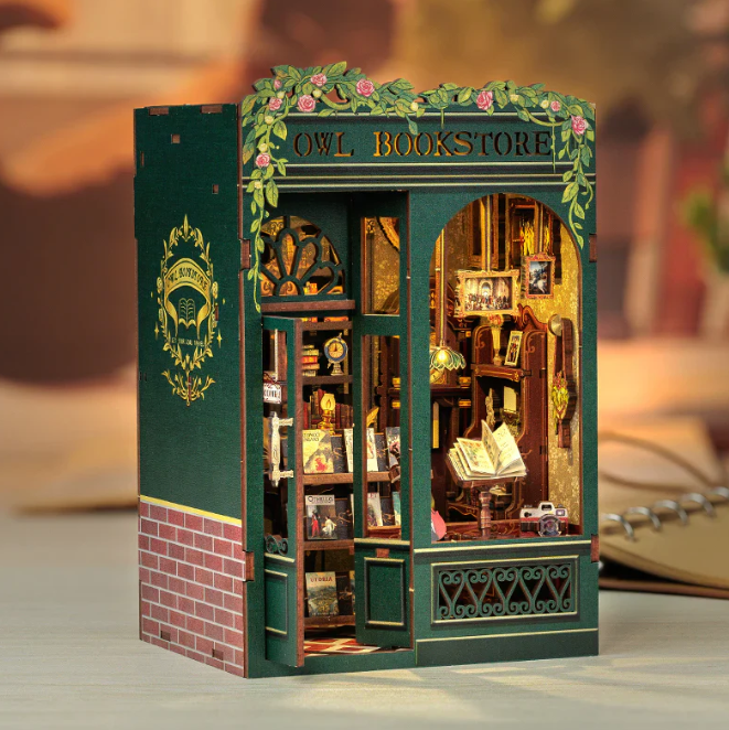 DIY Book Nook Kit: Owl Bookstore