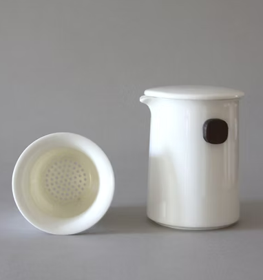 4 Cups Travel Set, White