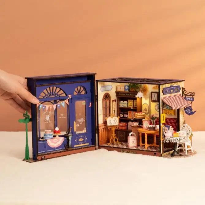 DIY Miniature House Kit: Leisure Time Tea Room