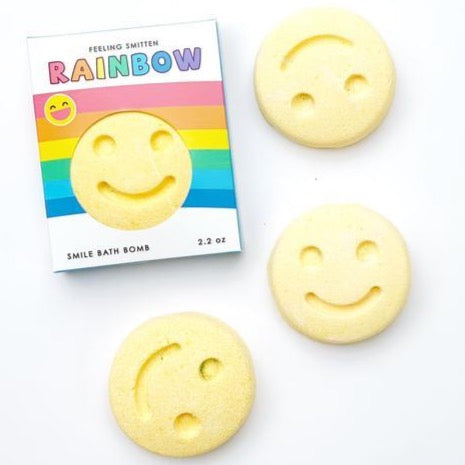 RAINBOW HAPPY FACE BATH BOMB