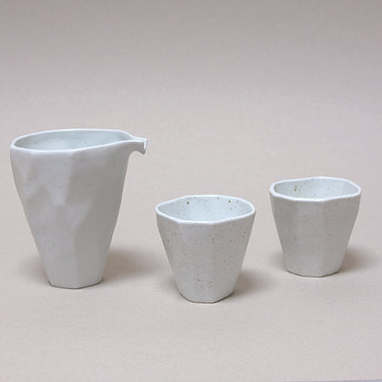 Open Sake Set (Bottle/ 2 Cups) - White