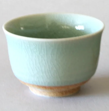 Celadon Cups, Round