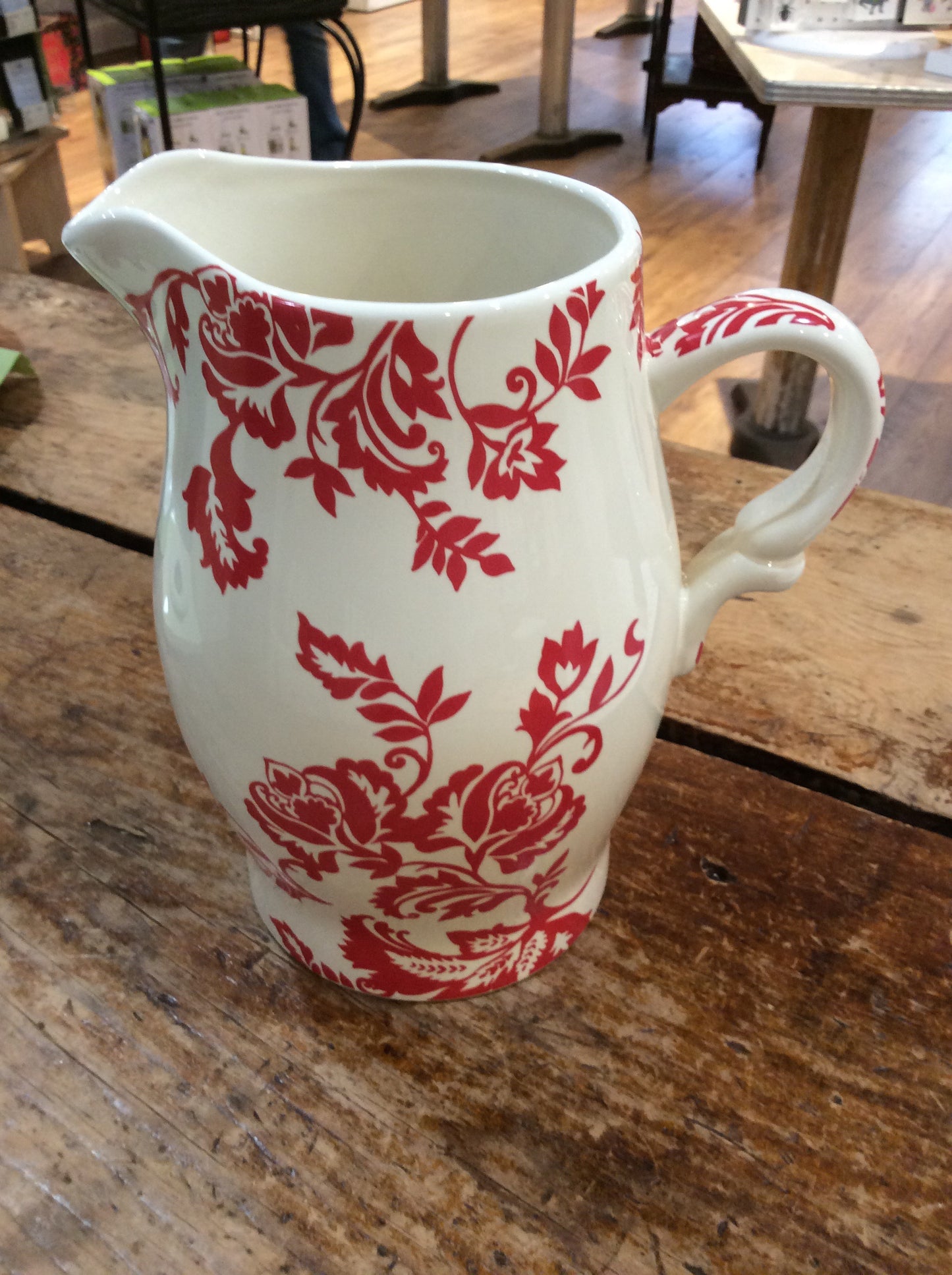 Pitcher - Isabella