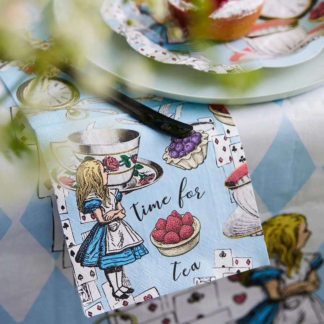 Alice in Wonderland Blue Cocktail Napkins - 20 Pack