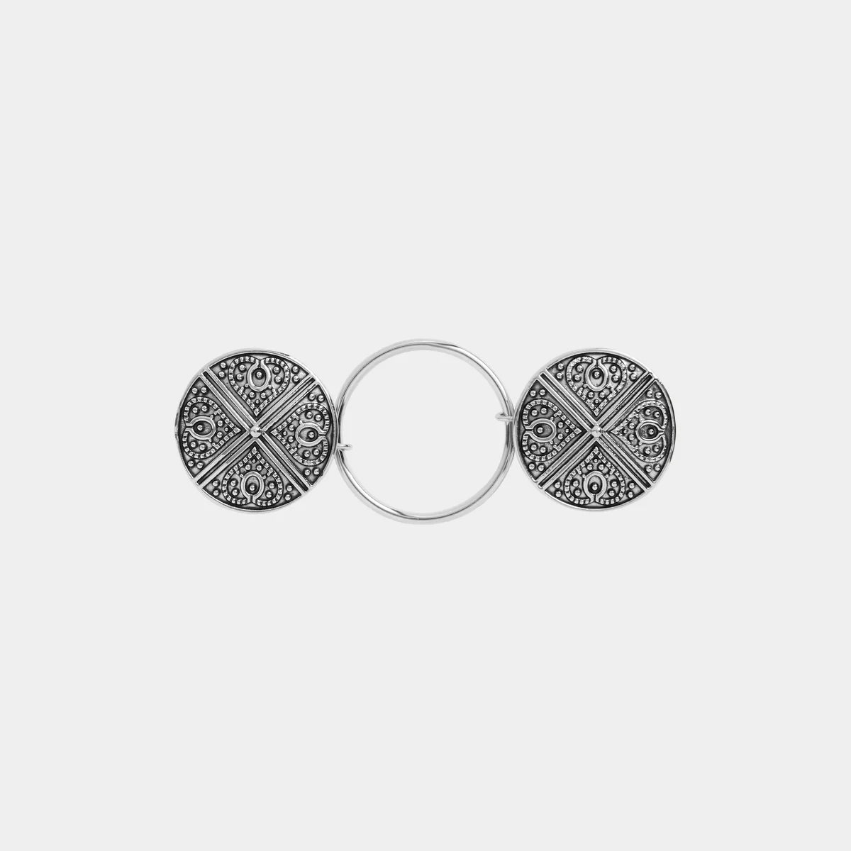 Embrace Fashion Fastener