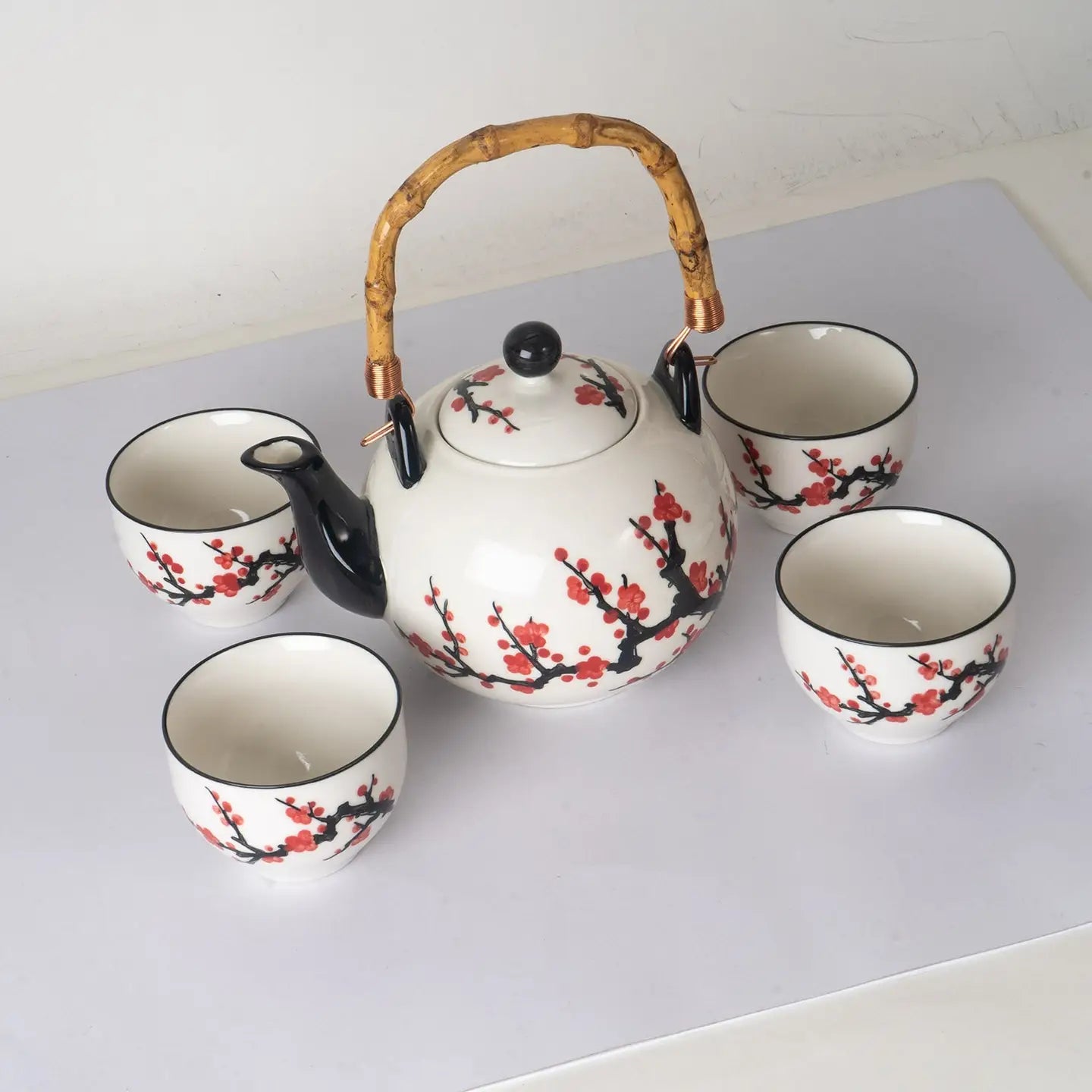 Cherry Blossoms Tea Set 30 oz Tea Pot with 4 Cups