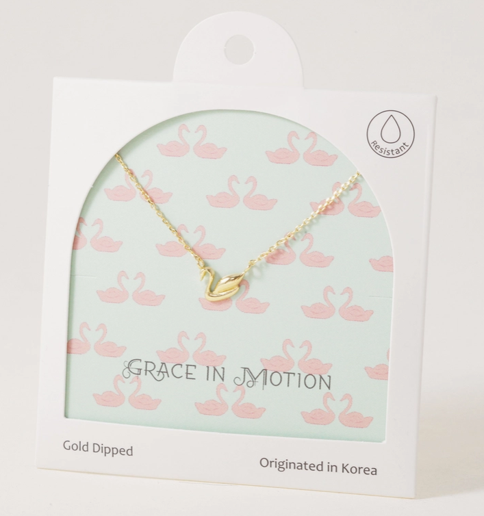Swan-derland Necklace