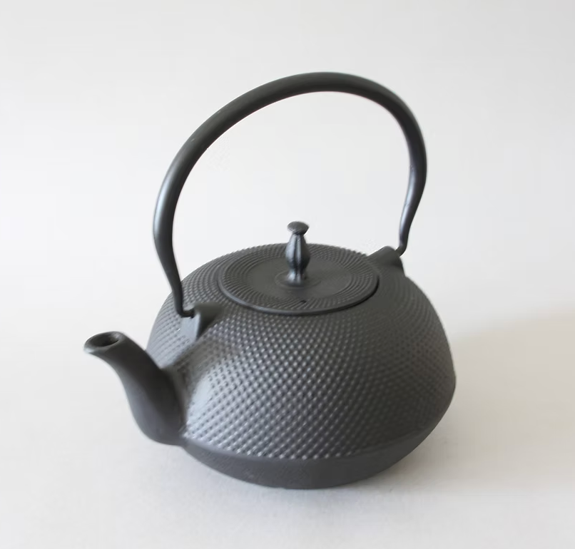 Iron Tea Pot, Cosmos