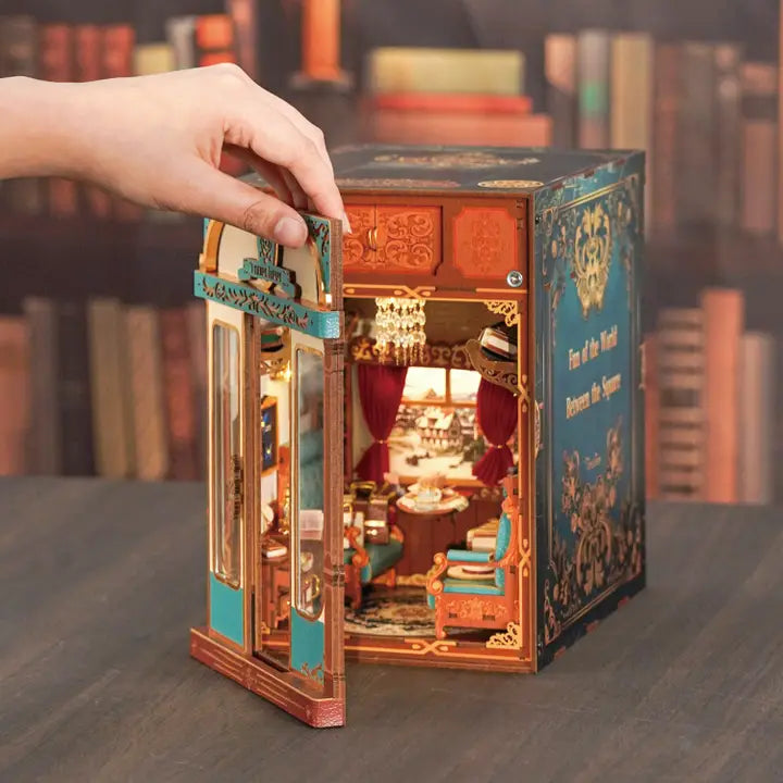 DIY Book Nook Kit: European Travels (Motion Scene)