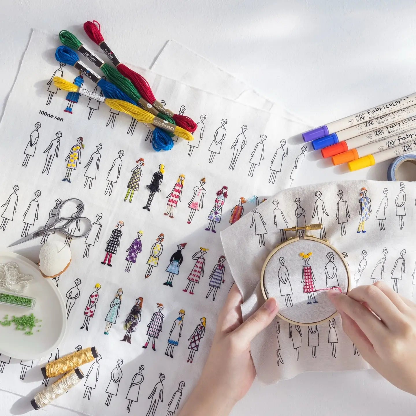 100 Ladies Pattern Embroidery Fabric