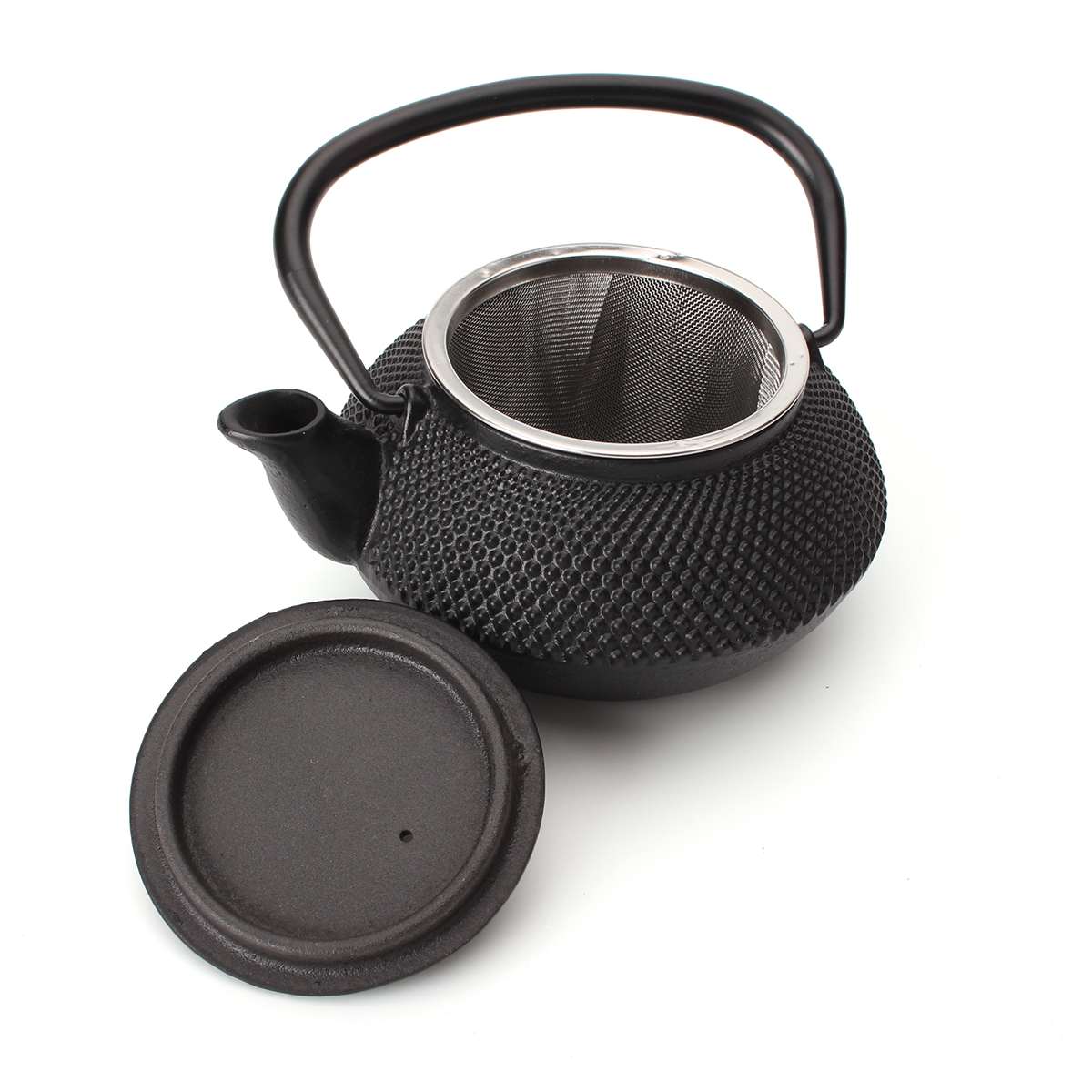 Tetsubin 20-ounce Round Black Cast Iron Teapot with strainer