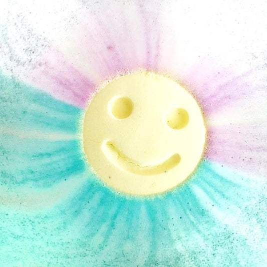 RAINBOW HAPPY FACE BATH BOMB