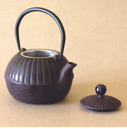 Iron Tea Pot, Brown  Eastern Elm