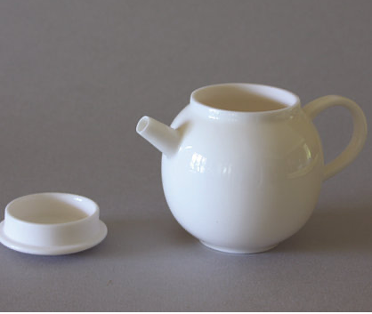 Petite Flat Lid Tea Pot & 2 Cups