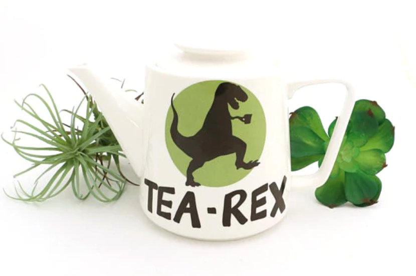 Large Porcelain Tea Rex Teapot  4-5 cups. 32 oz.
