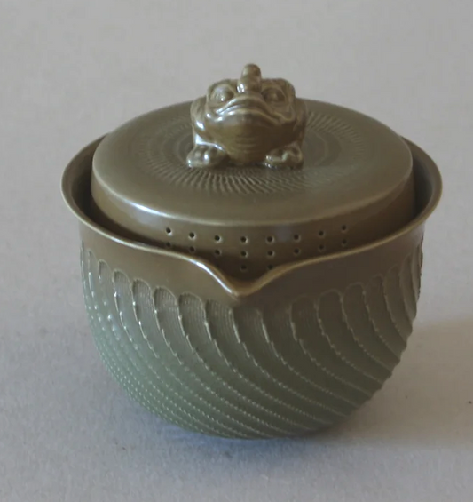 Frog Handle Infuser & 2 Cups with Case