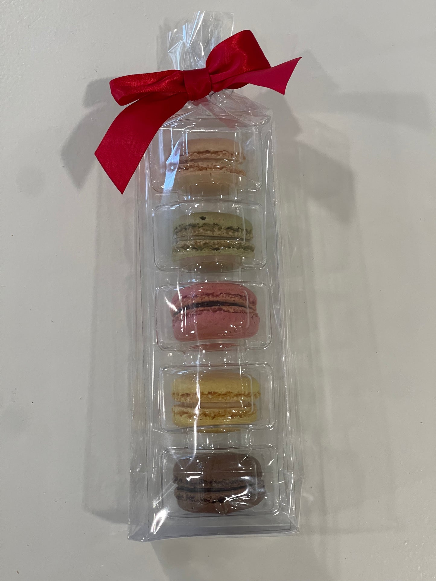 VERSAILLES MACARON COLLECTION (5 FLAVORS INCLUDED)